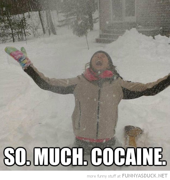 funny-happy-woman-snow-so-much-cocaine-pics.jpg